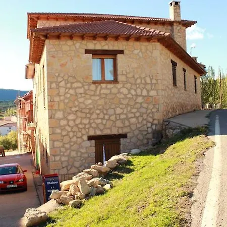Apartment 2 Bedrooms With Terrace And Wifi At Guadalaviar