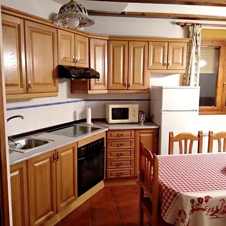 2 Bedrooms With Terrace And Wifi At Apartment *