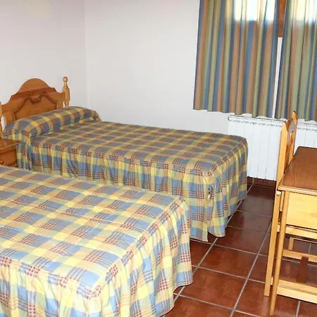 2 Bedrooms With Terrace And Wifi At Guadalaviar